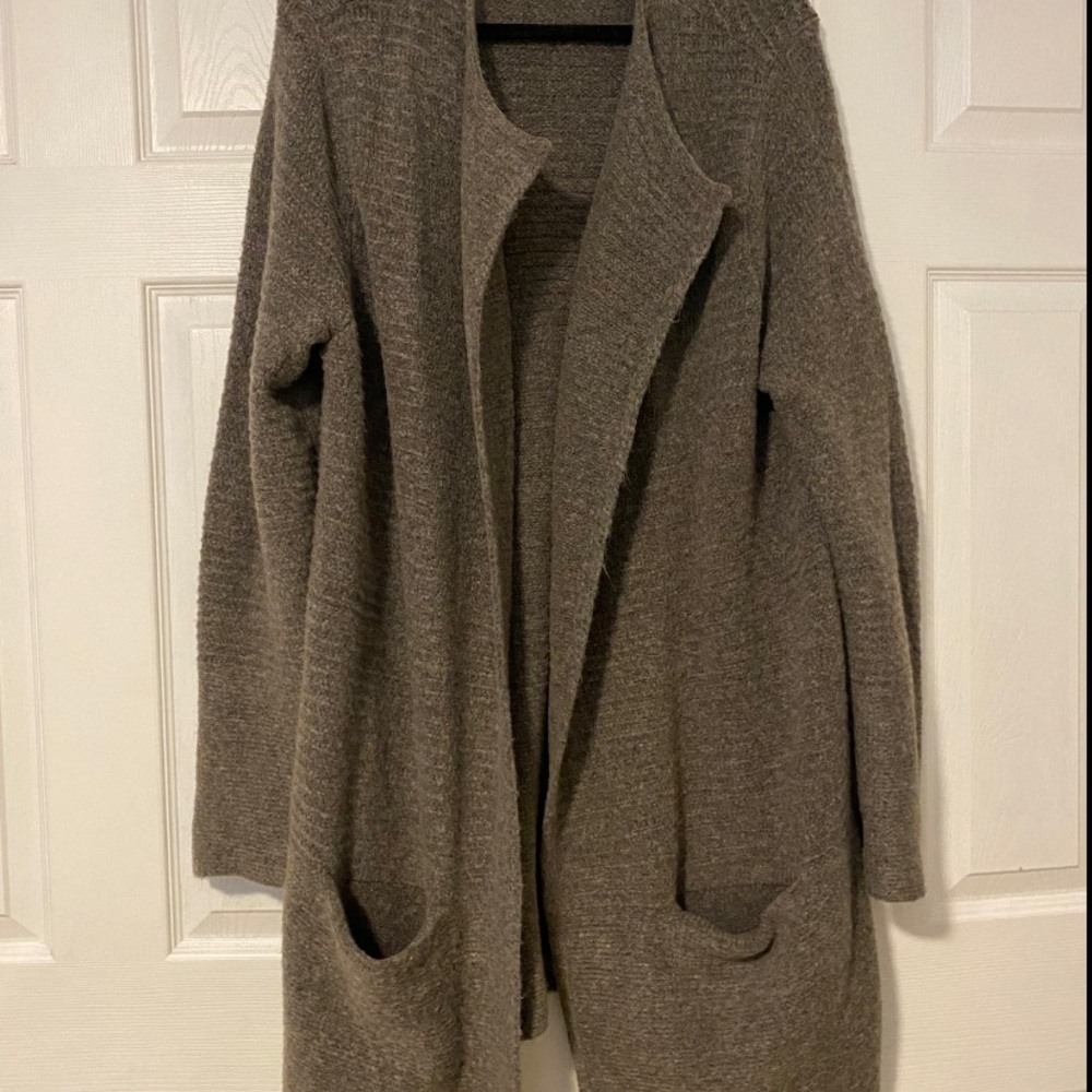 Old Navy cardigan